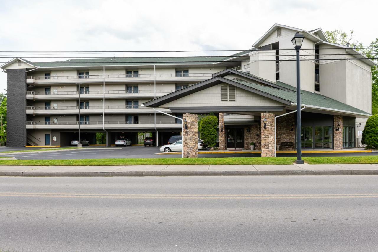 Twin Mountain Inn & Suites Pigeon Forge Exterior foto