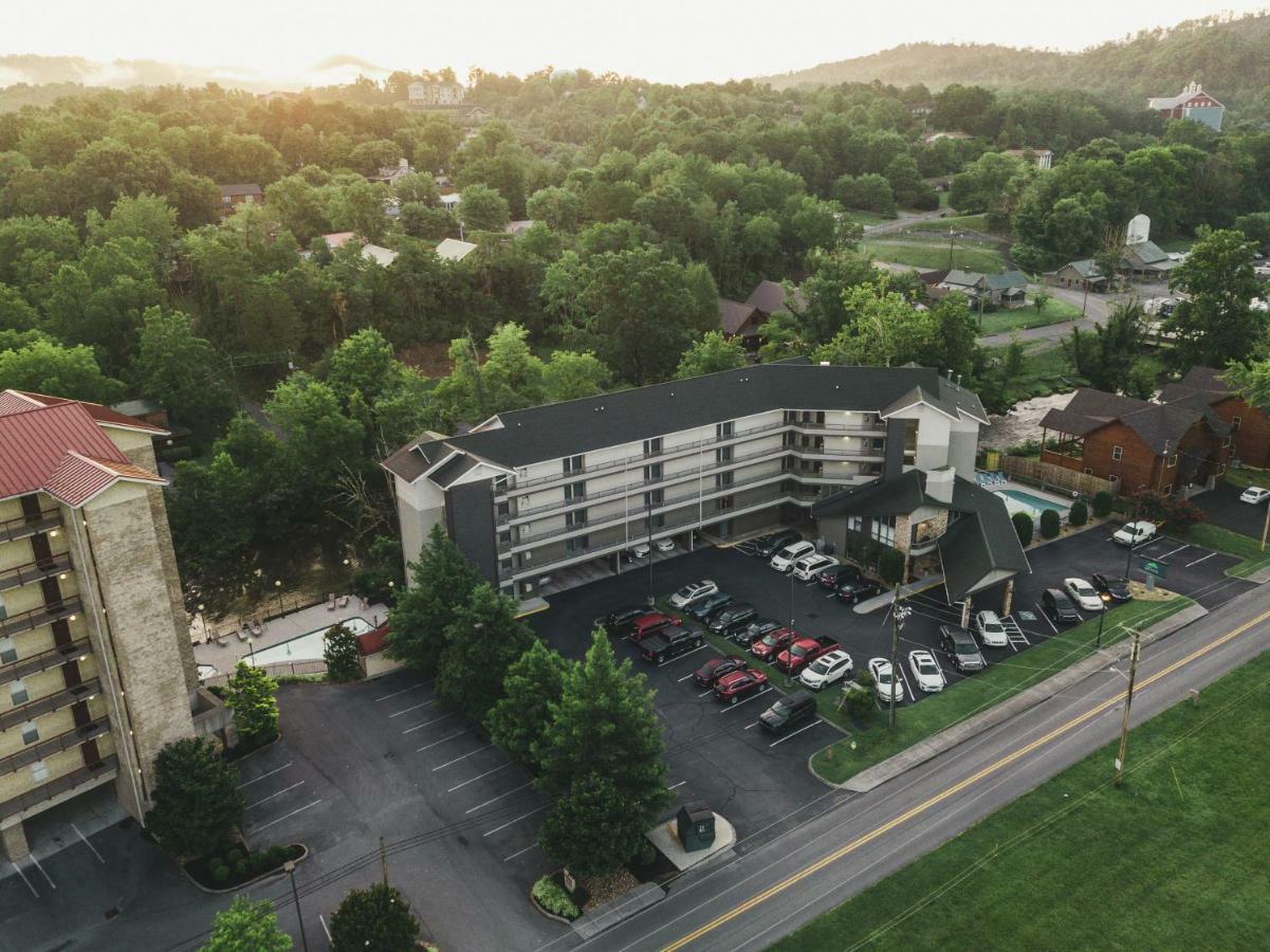 Twin Mountain Inn & Suites Pigeon Forge Exterior foto