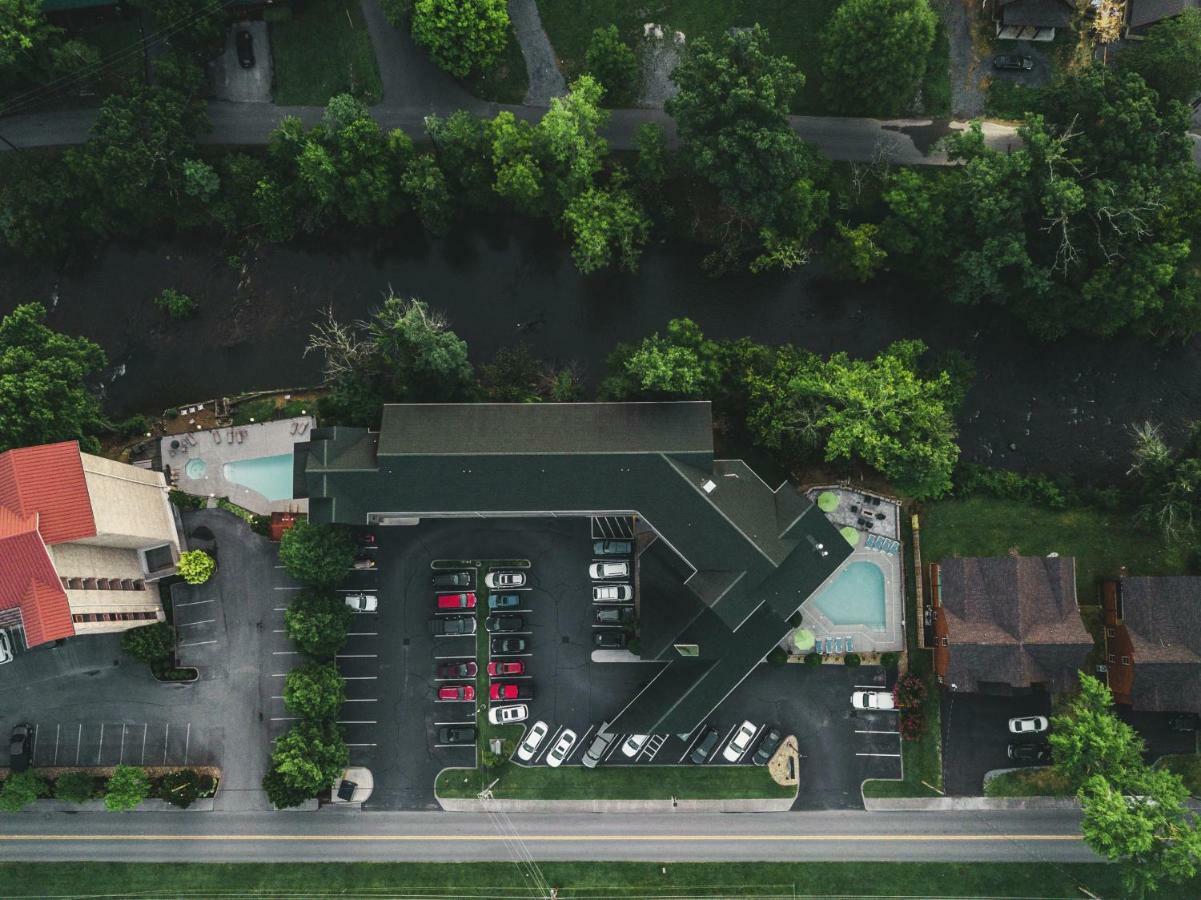 Twin Mountain Inn & Suites Pigeon Forge Exterior foto