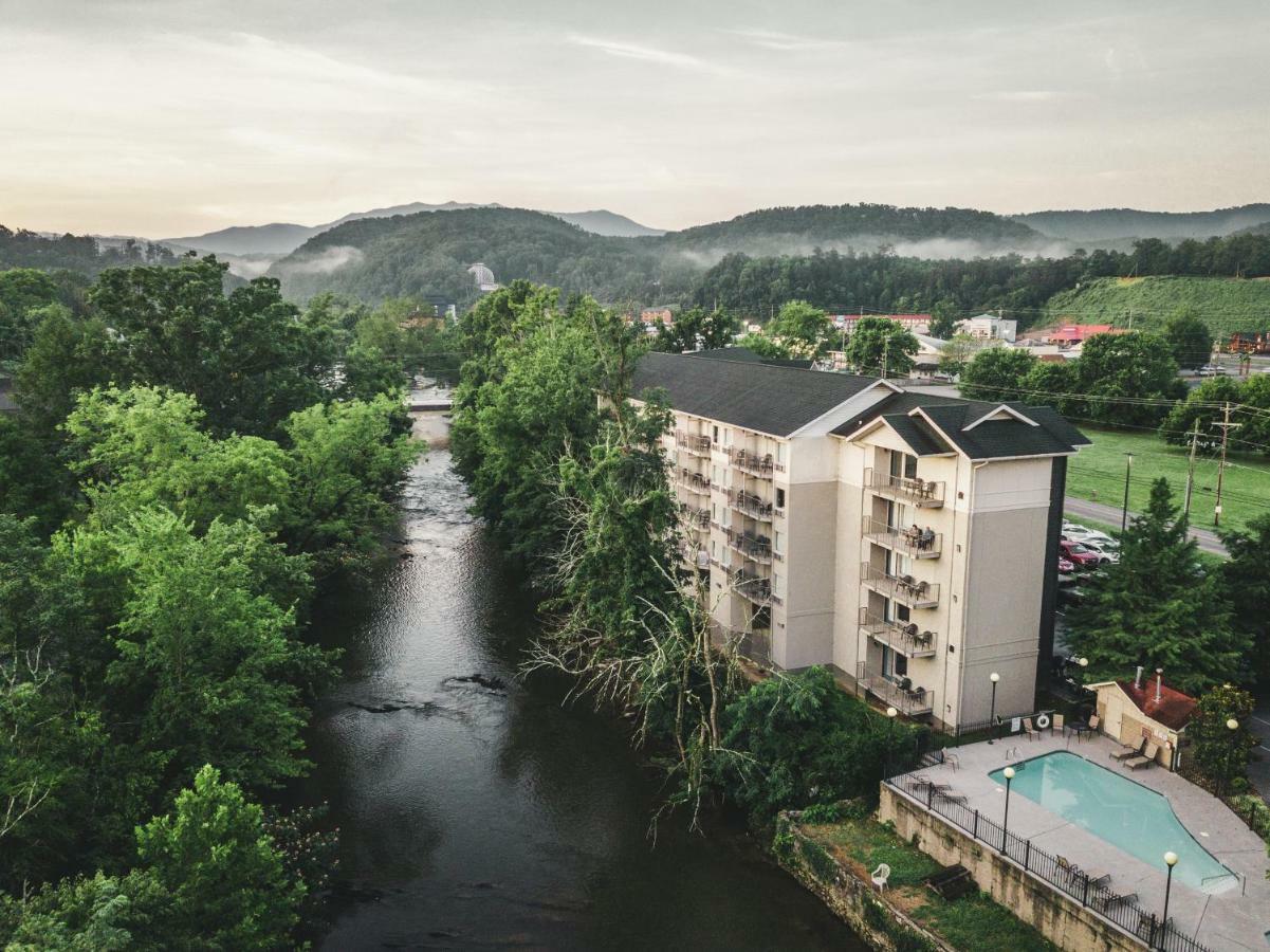 Twin Mountain Inn & Suites Pigeon Forge Exterior foto